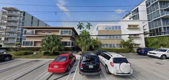 9900 W Bay Harbor Dr, Bay Harbor Islands, FL 33154